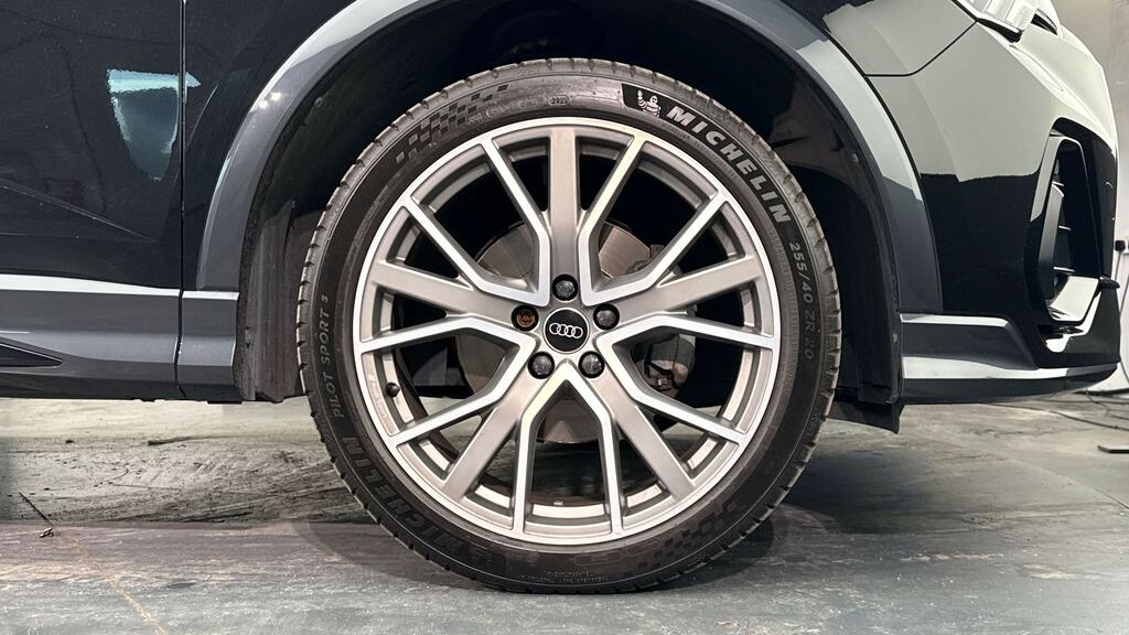 Audi Q3 35 Tfsi Black Edition S Tronic Tech Pro YD73BZT Black #5