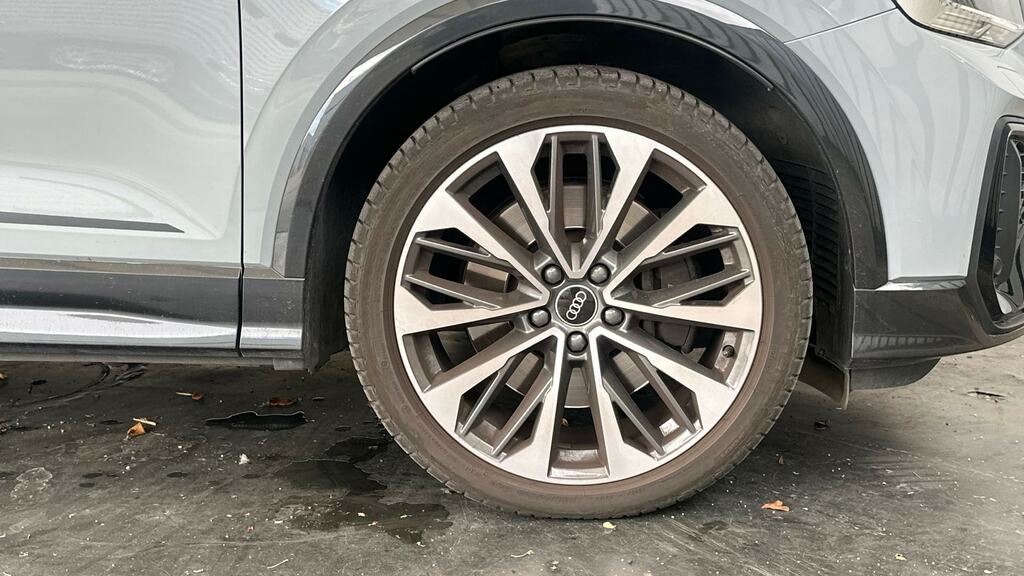 Audi Q2 Sq2 Quattro Black Edition S Tronic Cs Pack YE22UHT Grey #5