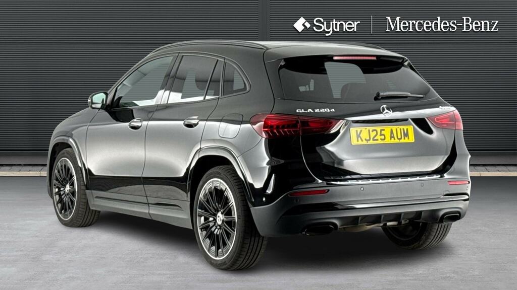 Mercedes-Benz GLA Class Gla 220D 4Matic Amg Line Premium Plus KJ25AUM Black #2