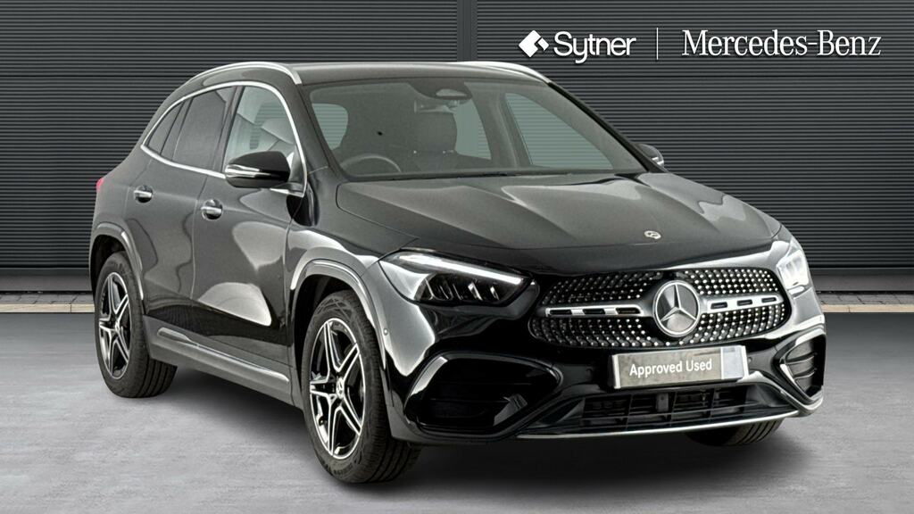 Mercedes-Benz GLA Class Gla 200 Amg Line Executive Black