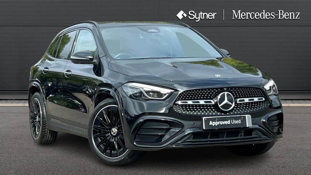 Mercedes-Benz GLA Class Gla 220D 4Matic Amg Line Premium Plus Black