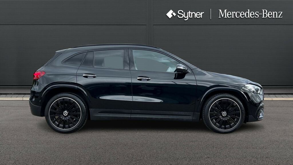 Mercedes-Benz GLA Class Gla 220D 4Matic Amg Line Premium Plus KM75ZKS Black #4