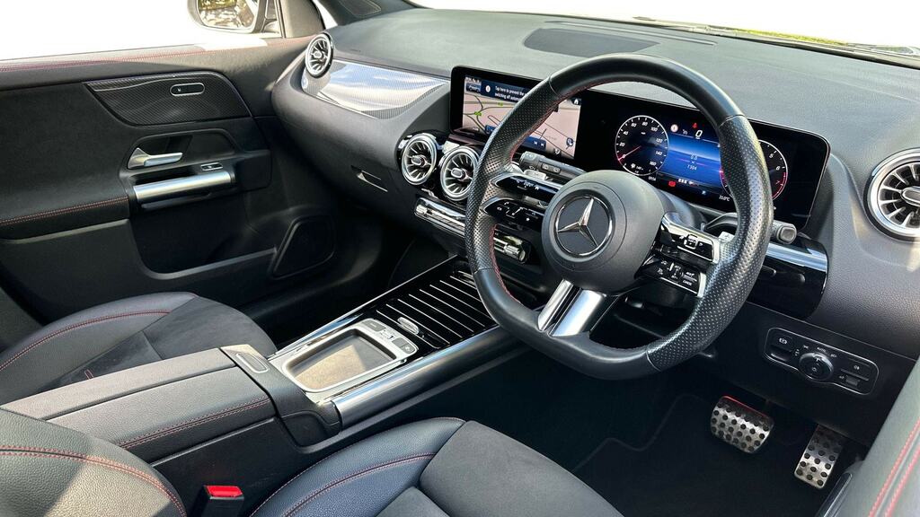 Mercedes-Benz GLA Class Gla 200 Amg Line Executive NL24WWC Grey #3