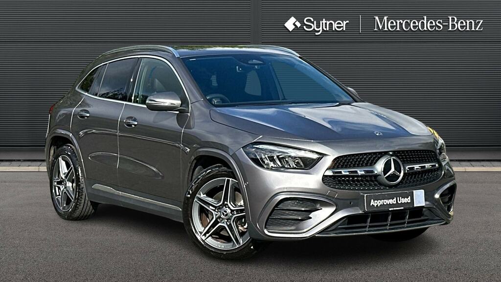 Mercedes-Benz GLA Class Gla 200 Amg Line Executive Grey