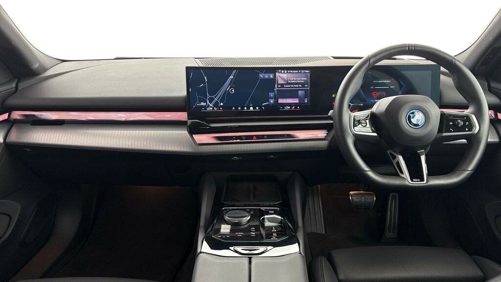 BMW i5 250Kw Edrive40 M Sport Pro 84Kwh Red #4