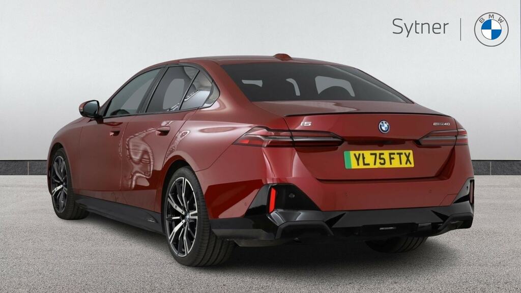 BMW i5 250Kw Edrive40 M Sport Pro 84Kwh Red #2