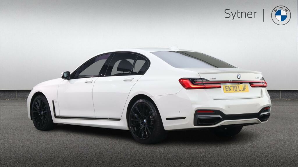 BMW 7 Series 750I Xdrive M Sport White #2