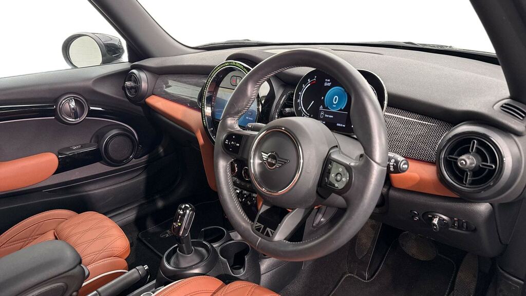 Mini Hatch 1.5 Cooper Exclusive Premium FP73XBX Black #6