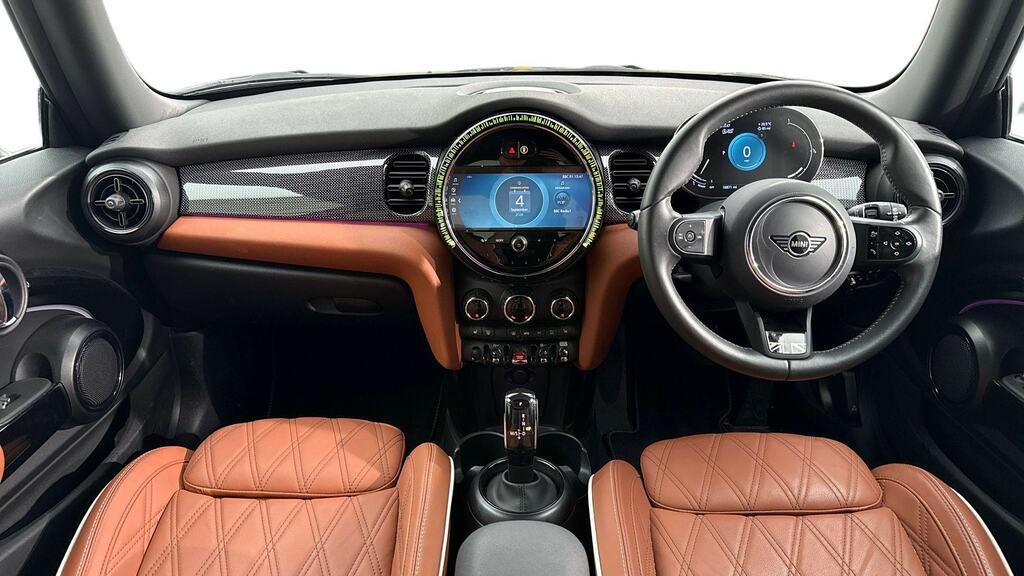 Mini Hatch 1.5 Cooper Exclusive Premium FP73XBX Black #4