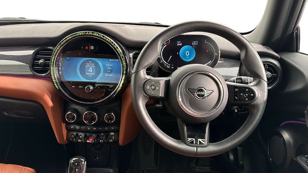 Mini Hatch 1.5 Cooper Exclusive Premium FP73XBX Black #5