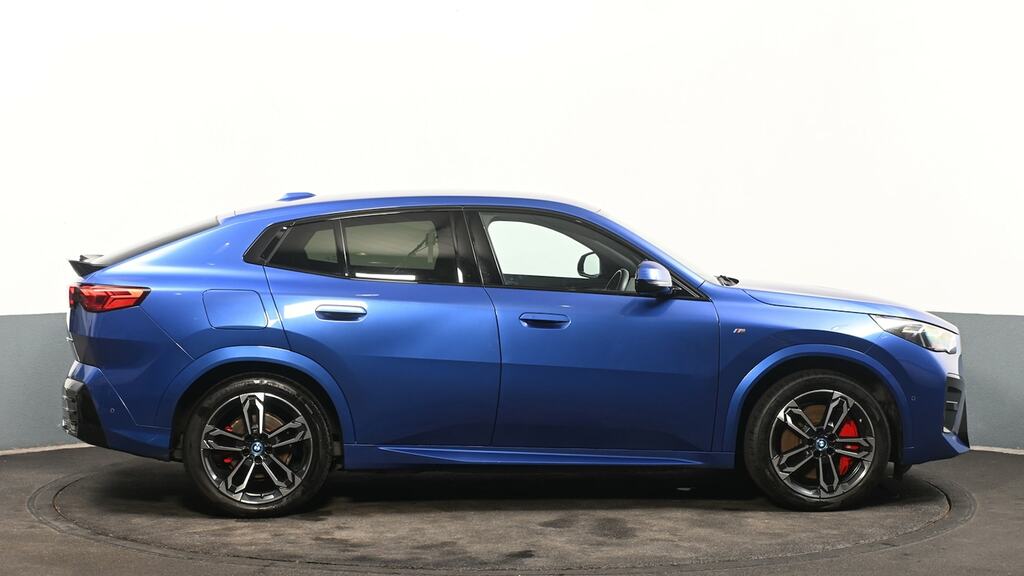 BMW iX2 230Kw Xdrive30 M Sport 65Kwh Techpro Blue #3