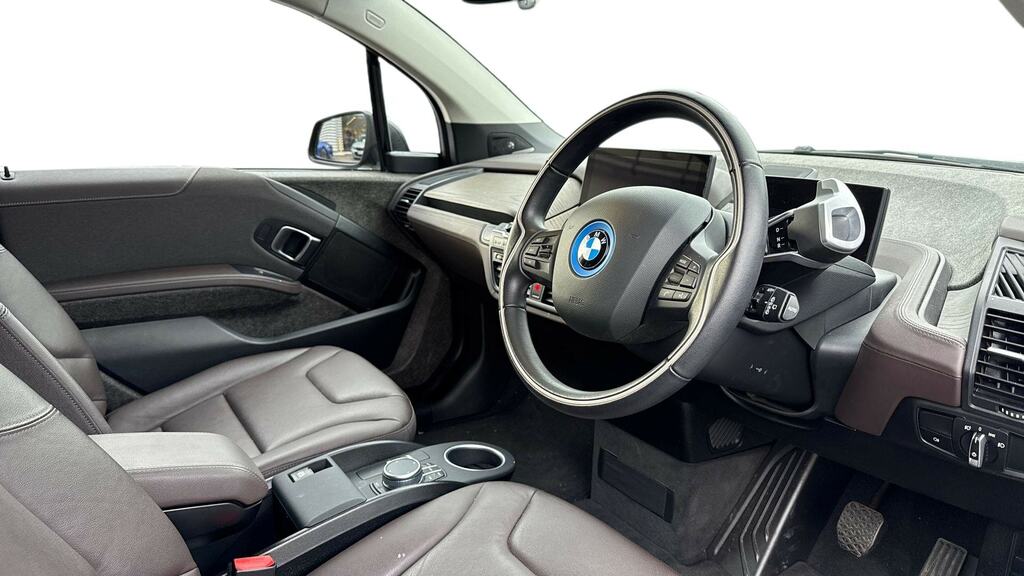 BMW i3 125Kw 42Kwh Suite Interior World Black #6