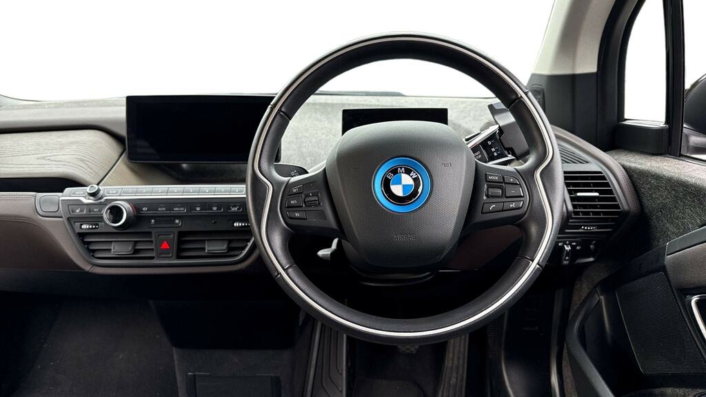 BMW i3 125Kw 42Kwh Suite Interior World Black #5