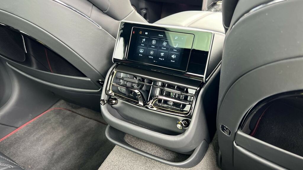Bentley Flying Spur V8 Black Edition #24