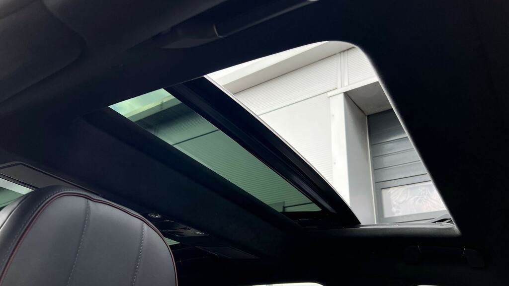 Bentley Flying Spur V8 Black Edition #22