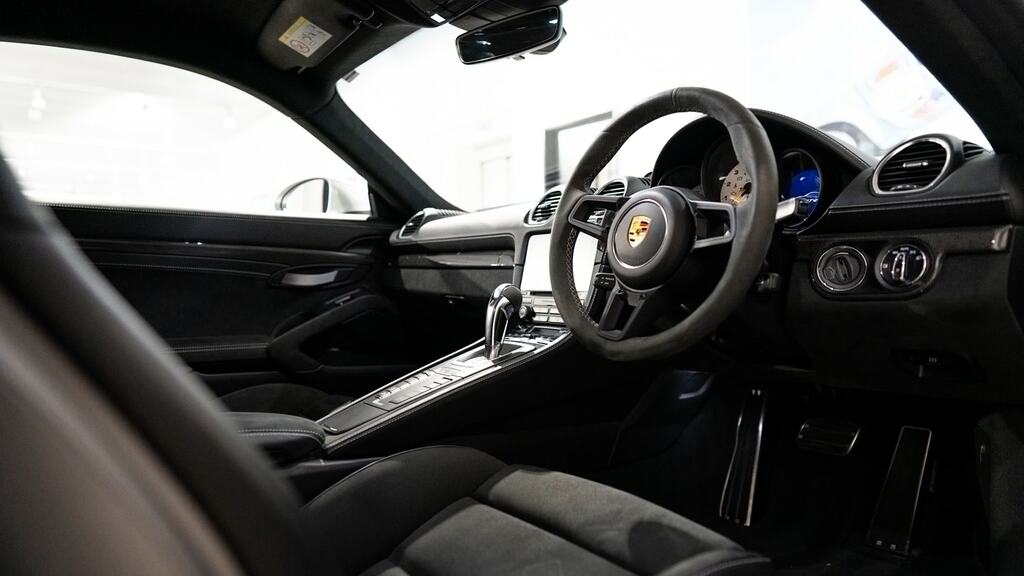 Porsche 718 Cayman 4.0 Gt4 Pdk Silver #3