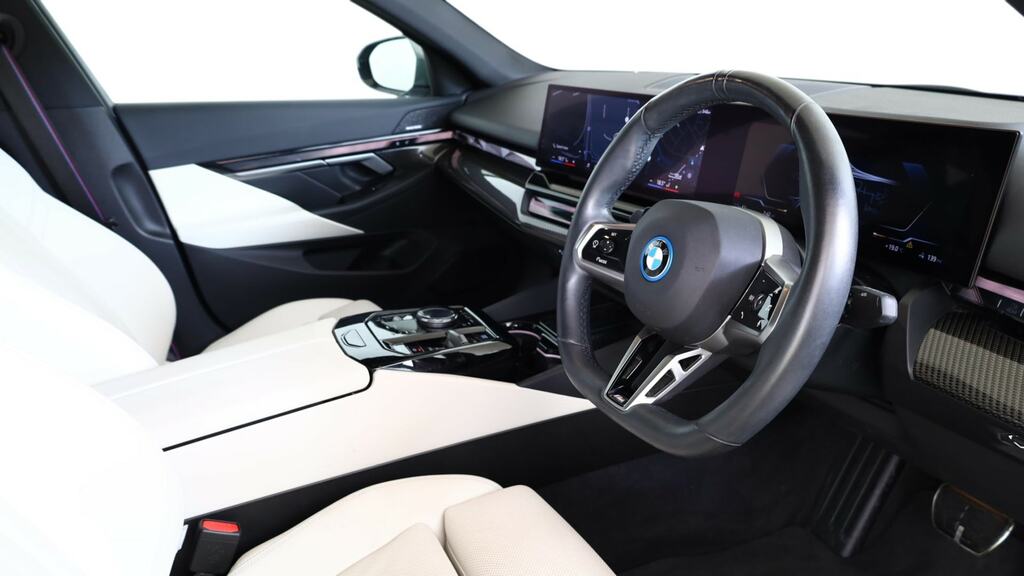 BMW i5 250Kw Edrive40 M Sport Pro 84Kwh Grey #6
