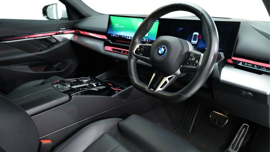 BMW i5 250Kw Edrive40 M Sport Pro 84Kwh White #6