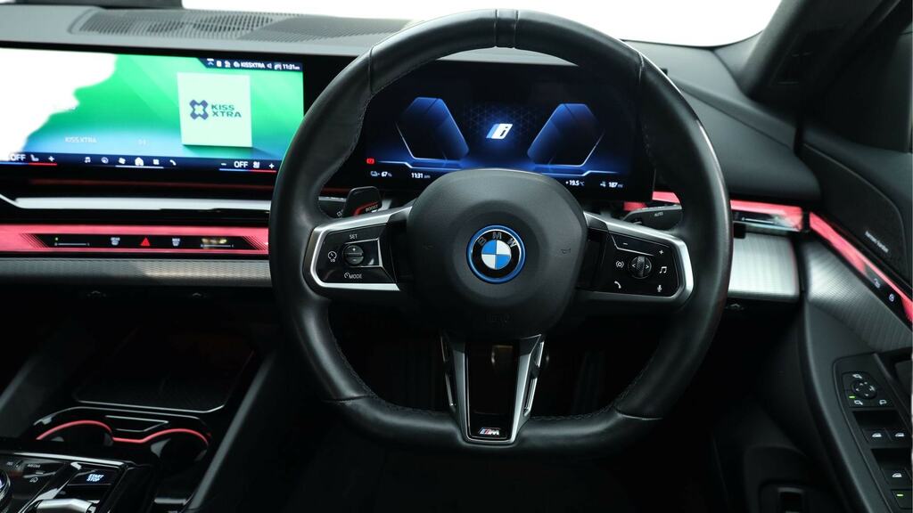 BMW i5 250Kw Edrive40 M Sport Pro 84Kwh White #5