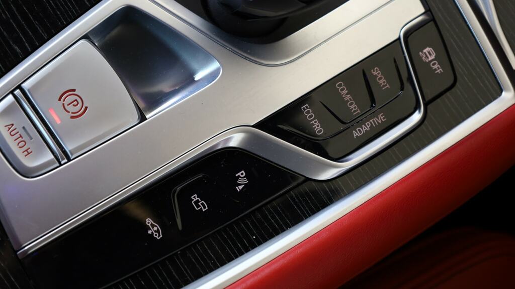 BMW 7 Series Automatic White #18