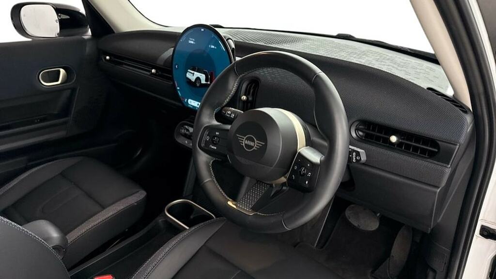 Mini Hatch 1.5 C Classic YG74UHK White #6