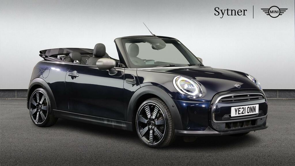 Mini Convertible 1.5 Cooper Exclusive Comfortnav Pack YE21ONN Black #2