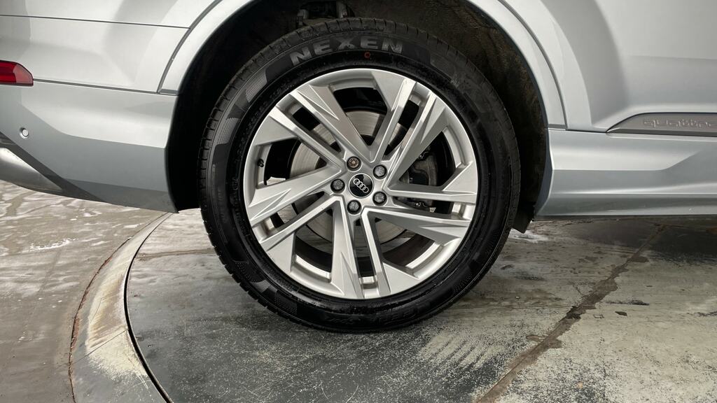 Audi Q7 Diesel Silver #25