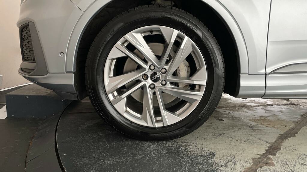 Audi Q7 Diesel Silver #24