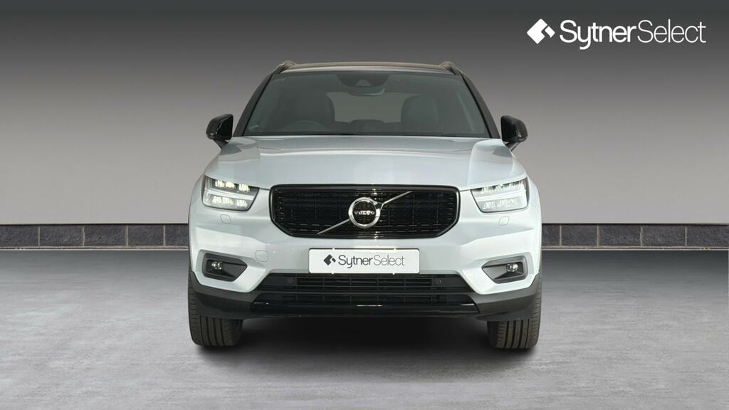 Volvo XC40 2.0 B4p R Design Pro Awd Silver #4