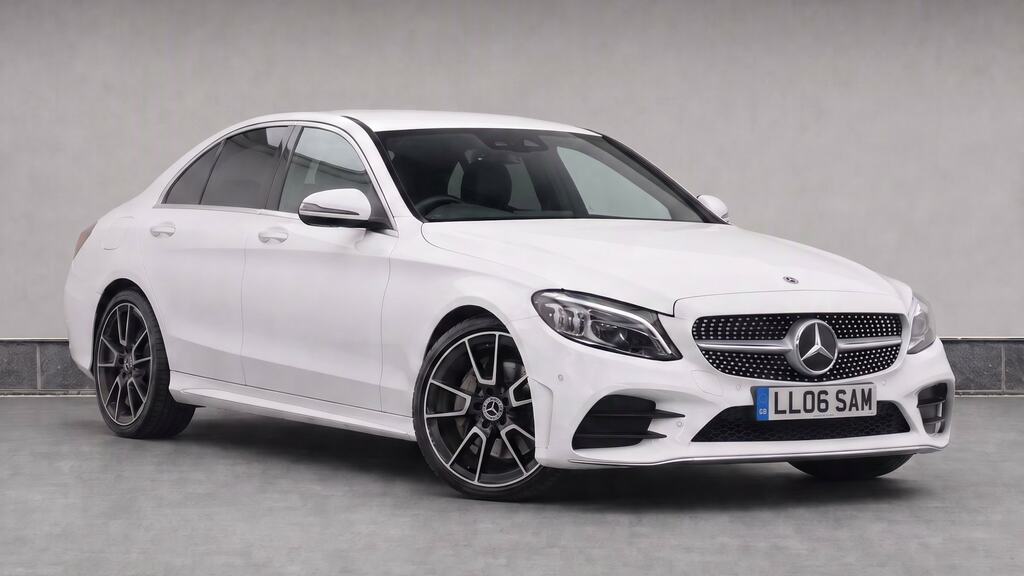 Mercedes-Benz C Class C200 Amg Line Premium 9G-tronic White