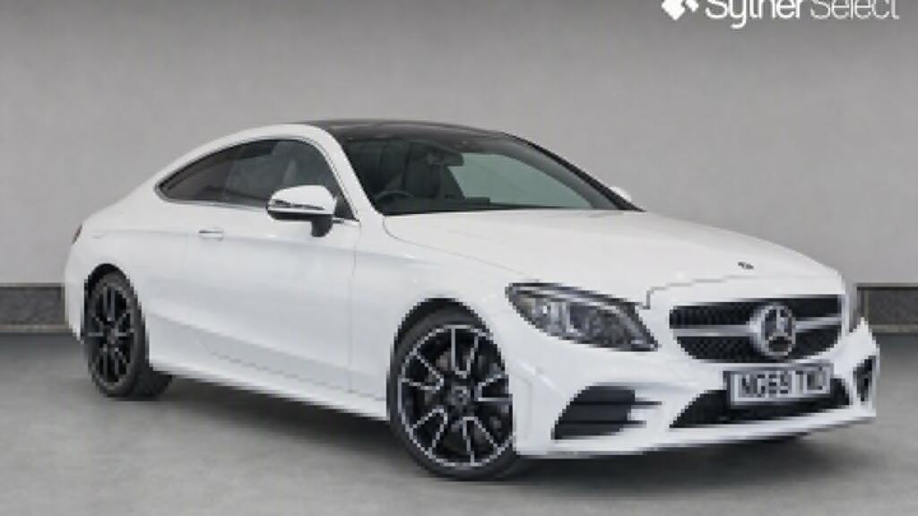 Mercedes-Benz C Class C300d 4Matic Amg Line Premium Plus 9G-tronic White