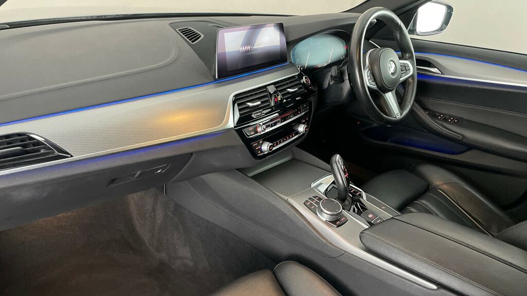 BMW 5 Series Se Blue #11
