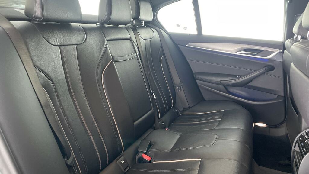 BMW 5 Series Se Blue #12