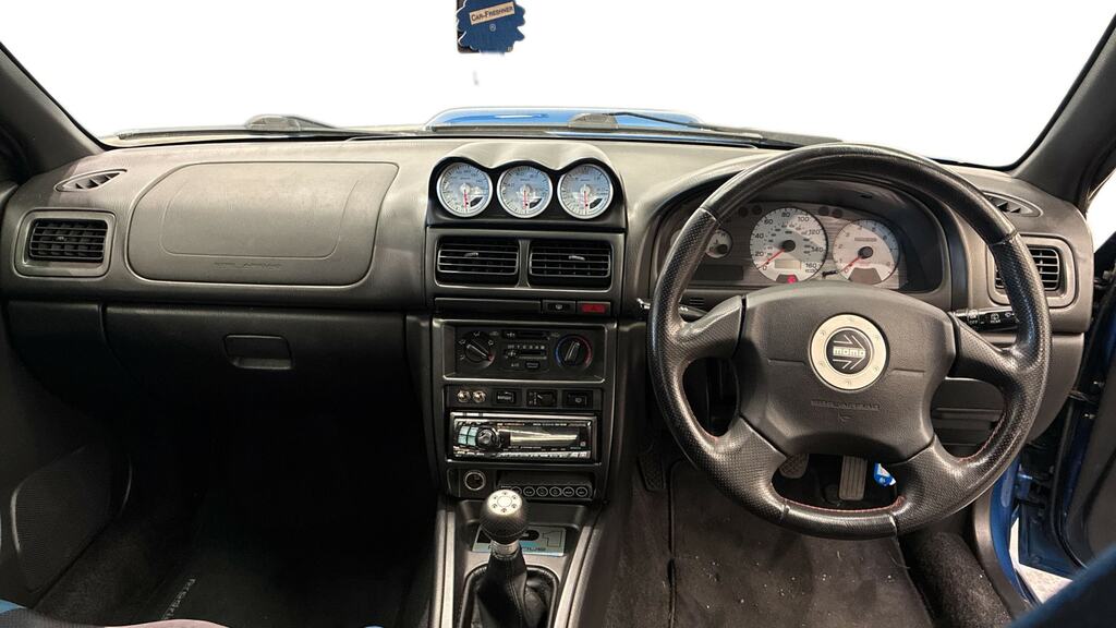 Subaru Impreza Saloon Jdm Import 2001 Blue #9