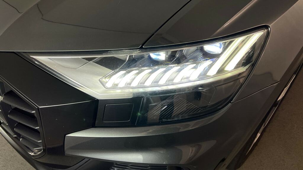 Audi Q8 3L Black Edition Blue #24