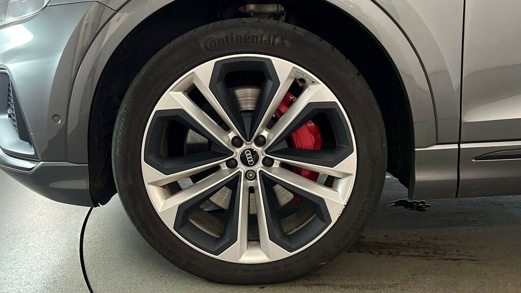 Audi Q8 60 Tfsi E Quattro Competition Tiptronic Cs Grey #5