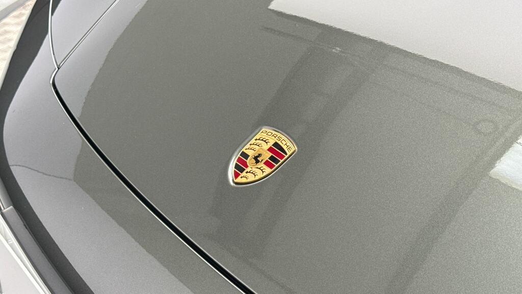 Porsche 911 2dr Pdk Blue #23