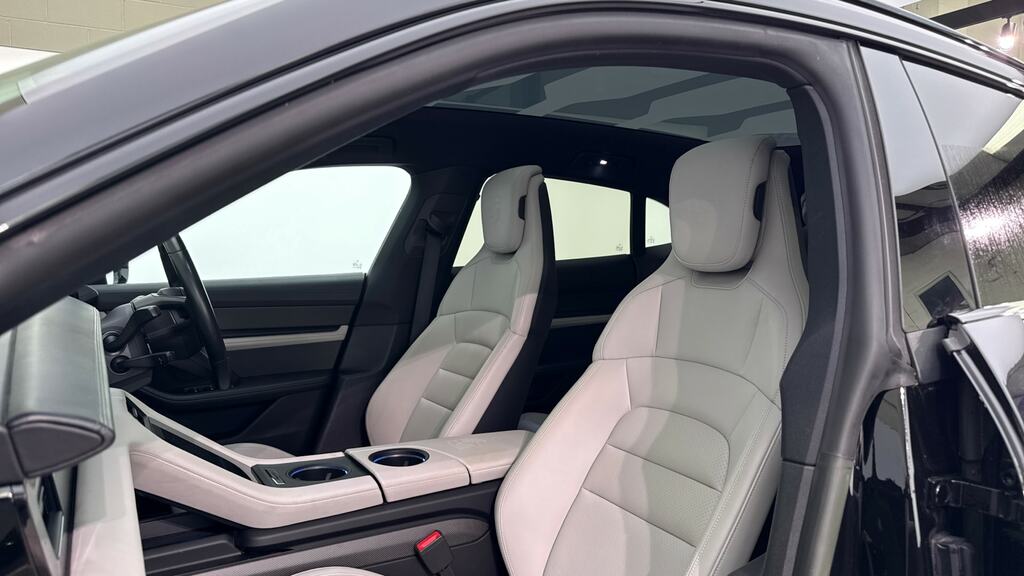 Porsche Taycan Base Grey #14