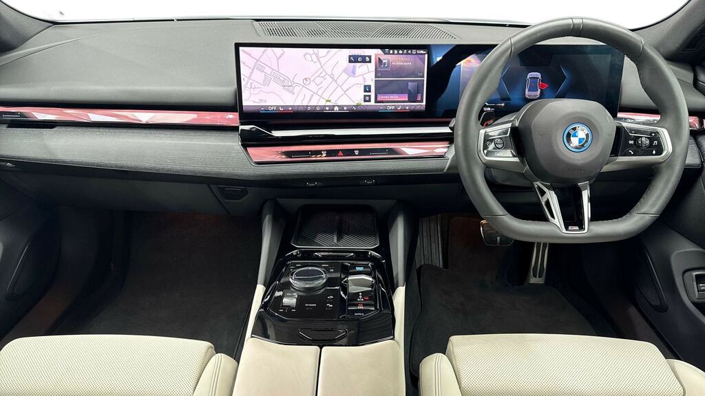 BMW i5 250Kw Edrive40 M Sport 84Kwh Grey #4