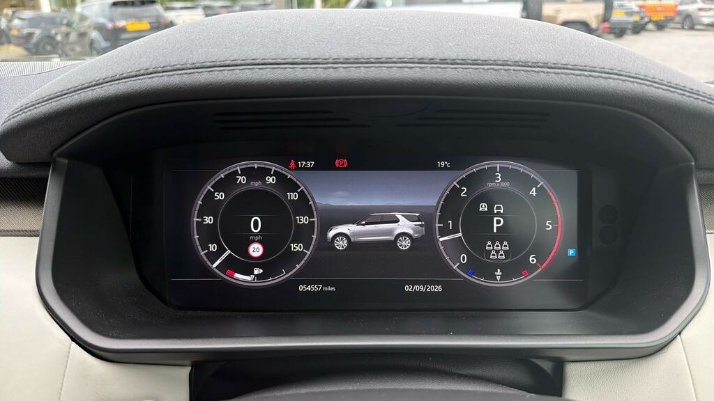 Land Rover Discovery Td4 Se Tech Black #16