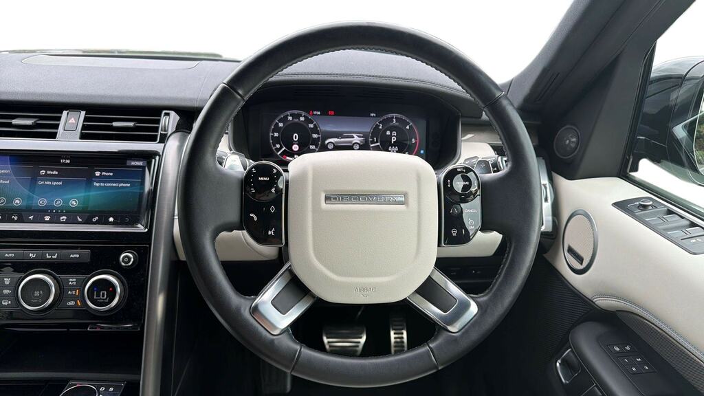 Land Rover Discovery Td4 Se Tech Black #15