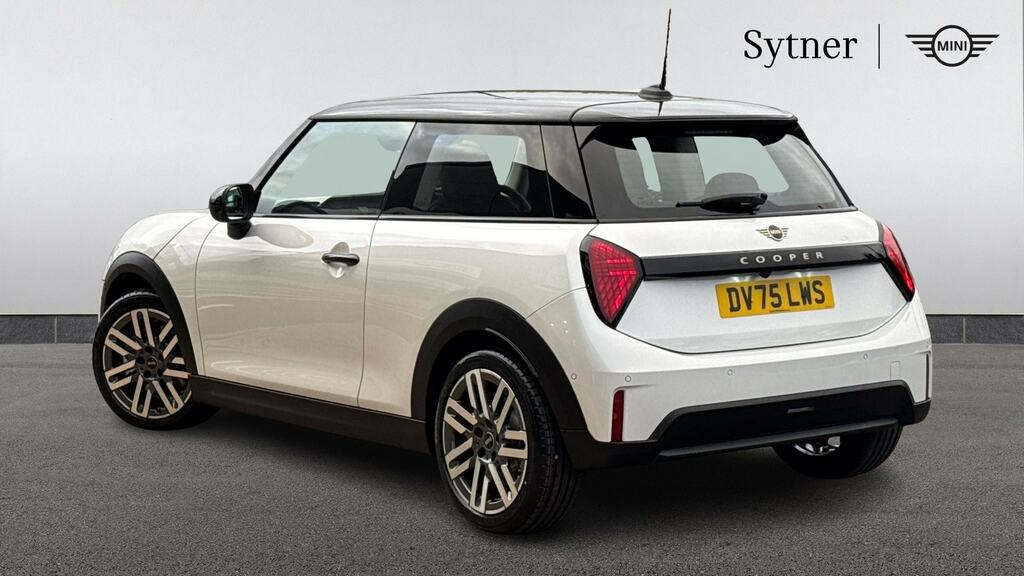 Mini Hatch 1.5 C Classic Level 1 DV75LWS White #2