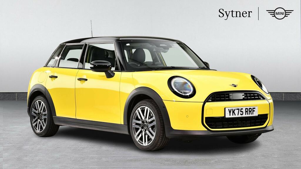 Mini Hatch 1.5 C Classic Level 1 Yellow
