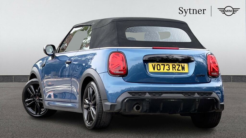 Mini Convertible 1.5 Cooper Classic Premium VO73RZW Blue #2