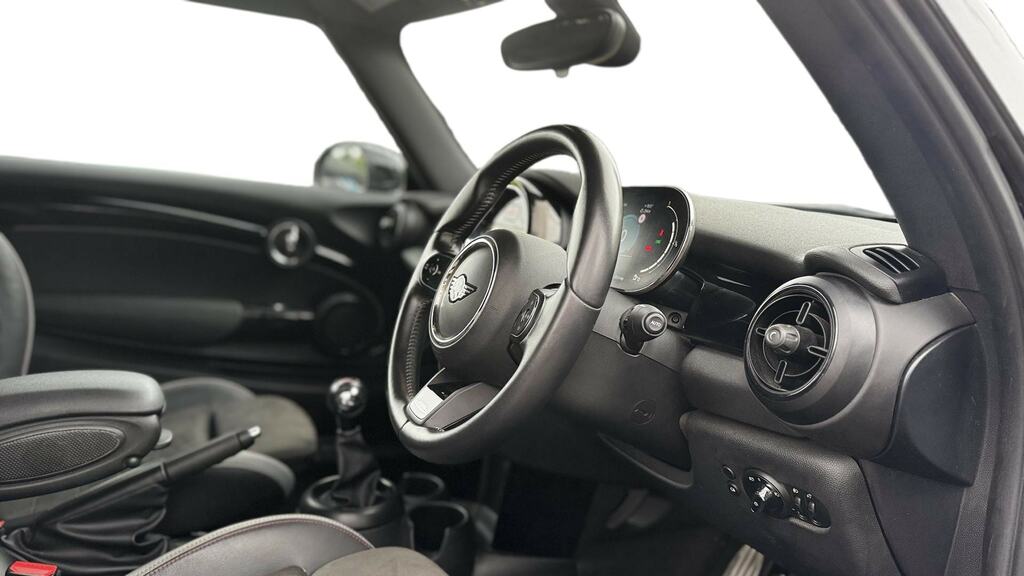 Mini Convertible 1.5 Cooper Classic Premium VO73RZW Blue #5