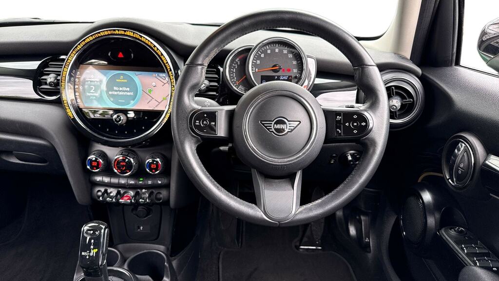 Mini Hatch 1.5 Cooper Classic Comfortnav Pack WGZ7984 Green #5