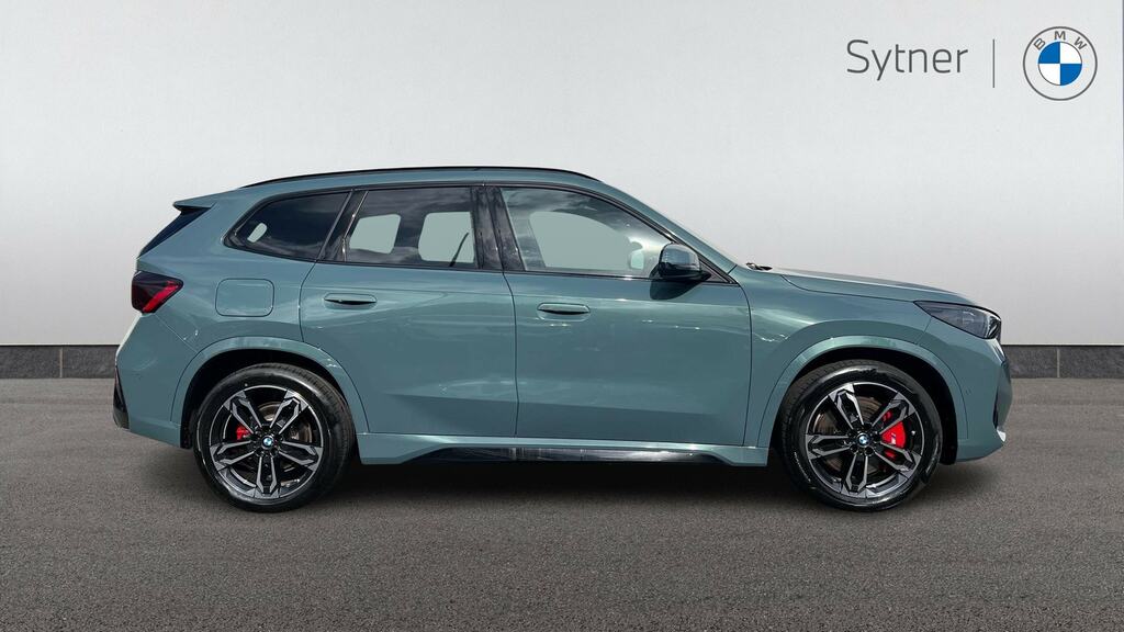 BMW iX1 150Kw Edrive20 M Sport 65Kwh Green #3