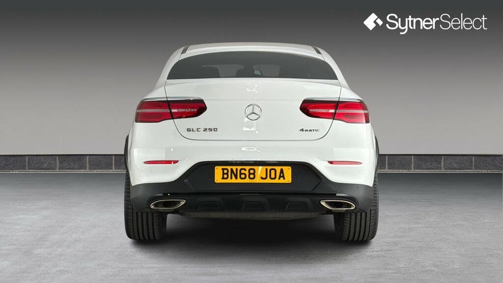 Mercedes-Benz GLC Class Glc 250 4Matic Amg Line Premium 9G-tronic White #5