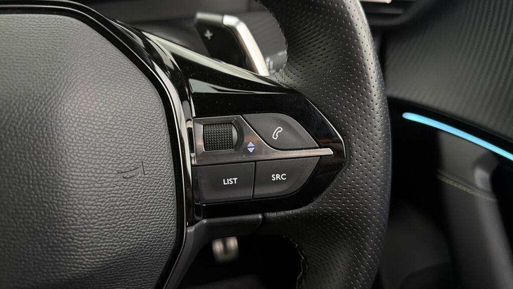 Peugeot e-2008 Suv Blue #18