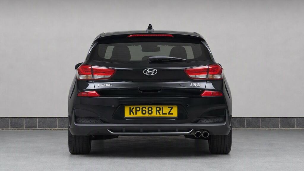 Hyundai I30 Hatchback Black #7